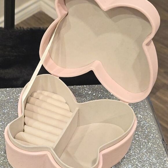 At Home Butterfly Jewelry Storage Box- Pink - Picture 5 of 10